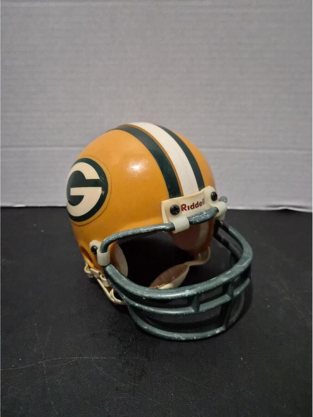 NFL  GREEN BAY PACKERS  RIDDELL FOOTBALL MINI HELMET - SIZE 3 5/8